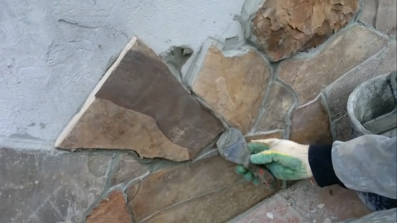 Штукатурка под камень (декоративная) - имитация своими руками