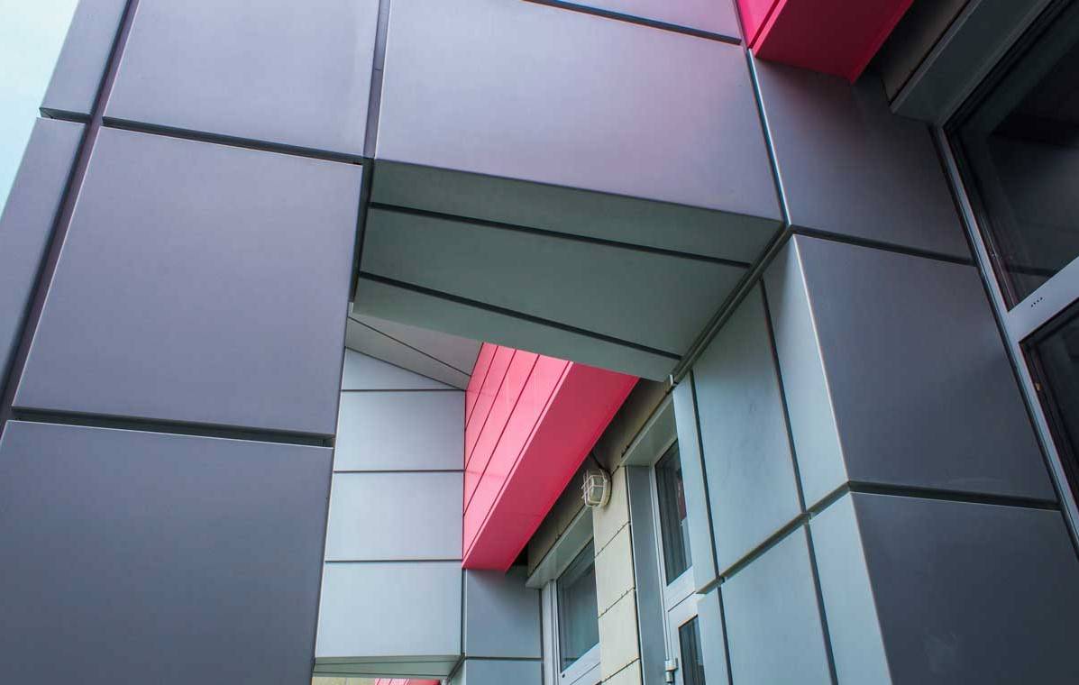 Вентилируемые фасады из алюминиевых панелей - заказать облицовку