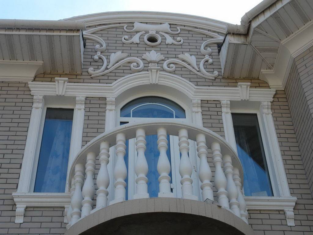 Фасадная лепнина – украшение вашего дома | mastera-fasada.ru | все про отделку фасада дома