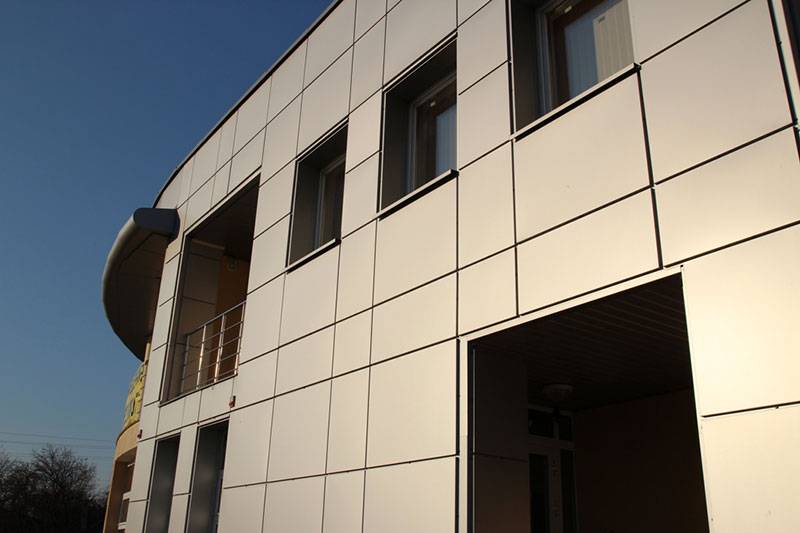 Вентилируемый фасад из композитных панелей технология