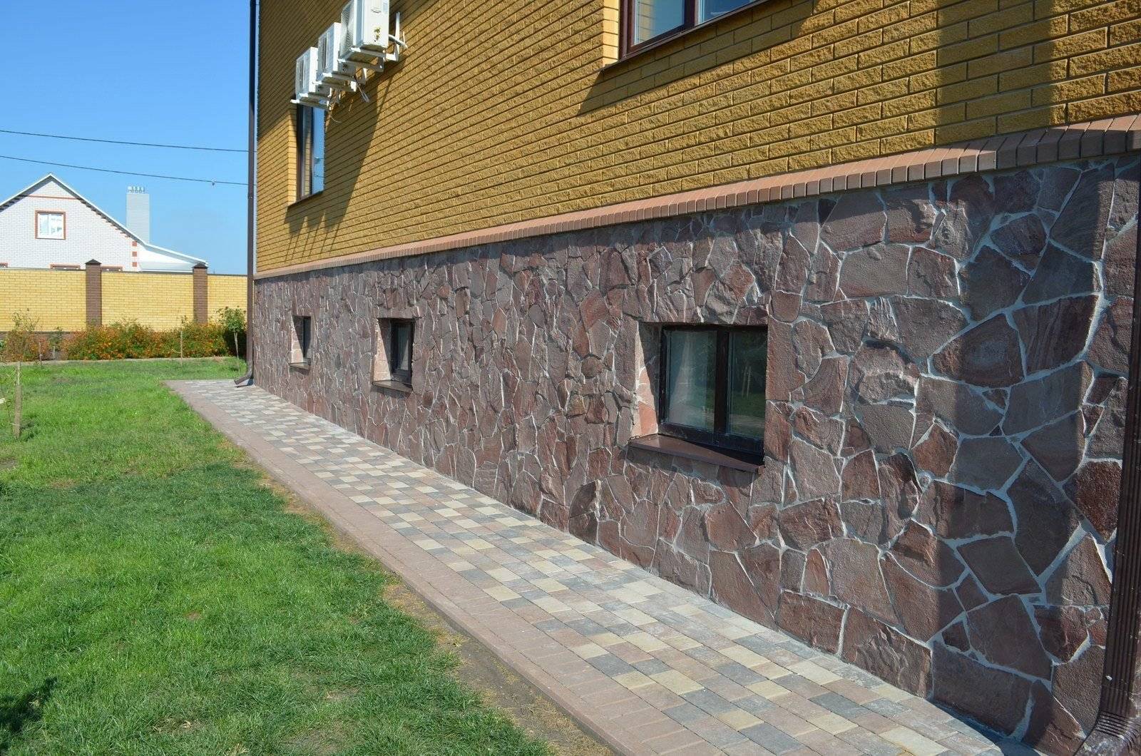 Облицовка фасада дома камнем