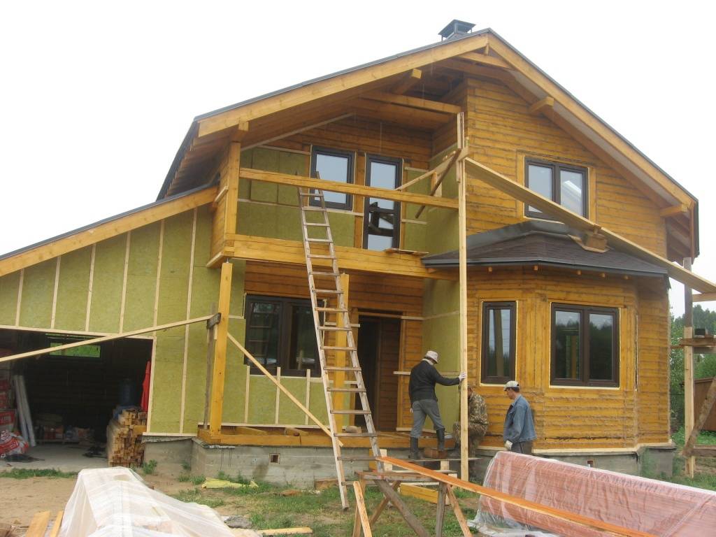 Чем и как утеплить деревянный дом снаружи