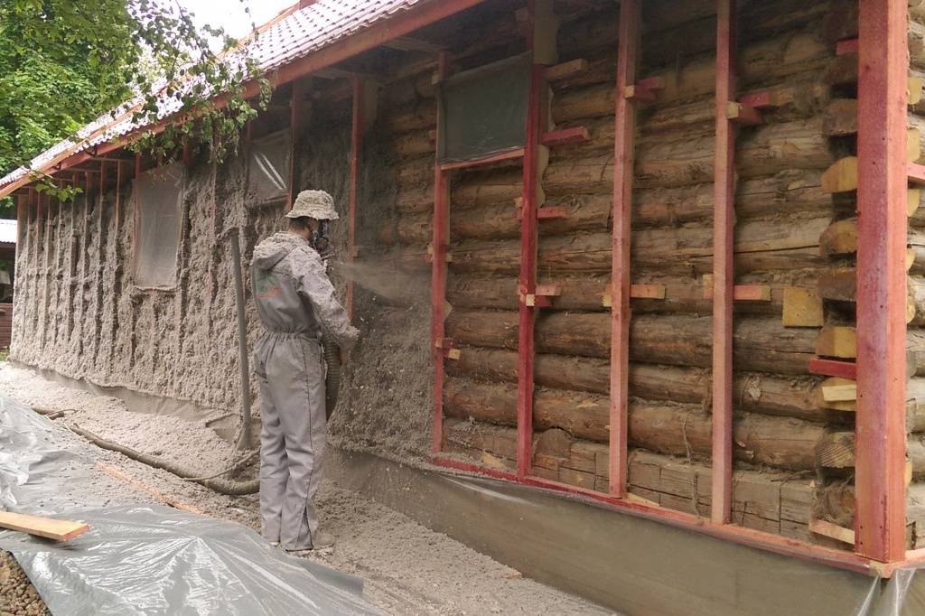 Этапы оштукатуривания деревянного дома снаружи