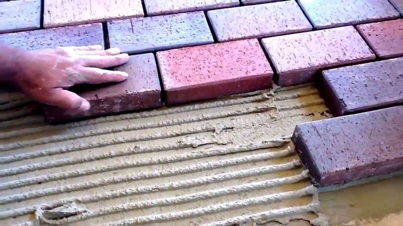 Как уложить облицовочную плитку под кирпич для наружной и внутренней отделки на фасад каркасного дома своими руками: пошагово +видео