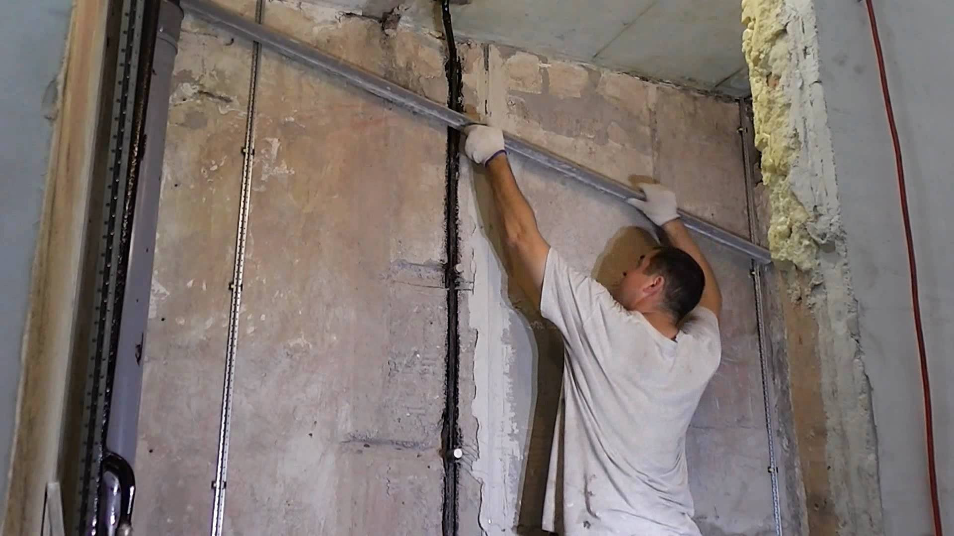 Как штукатурить углы стен: внешние, внутренние