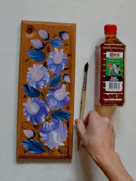 Материалы для покраски деревянных изделий