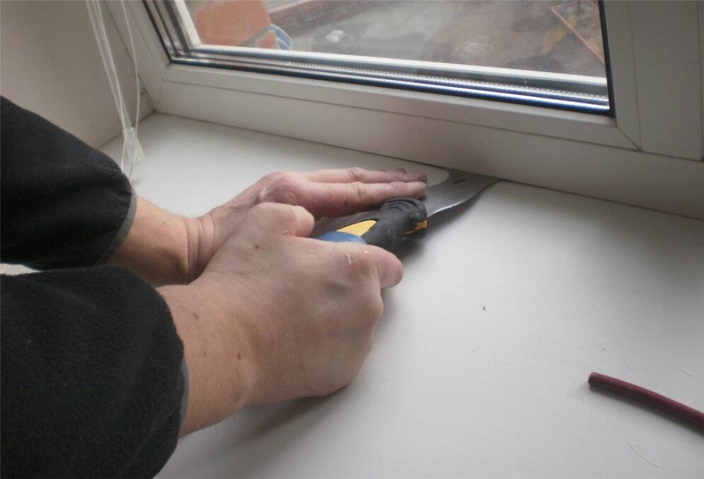 Утеплить пластиковые окна на зиму своими руками внутри с комнаты: как утеплить пластиковые окна если продувает своими руками