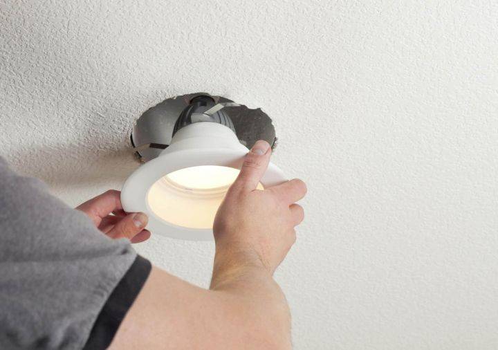 Как выбрать светильники встраиваемые в стену