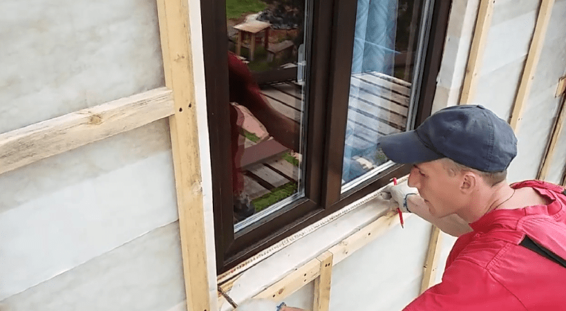 Монтаж сайдинга вокруг окна – установка каркаса и советы по отделке