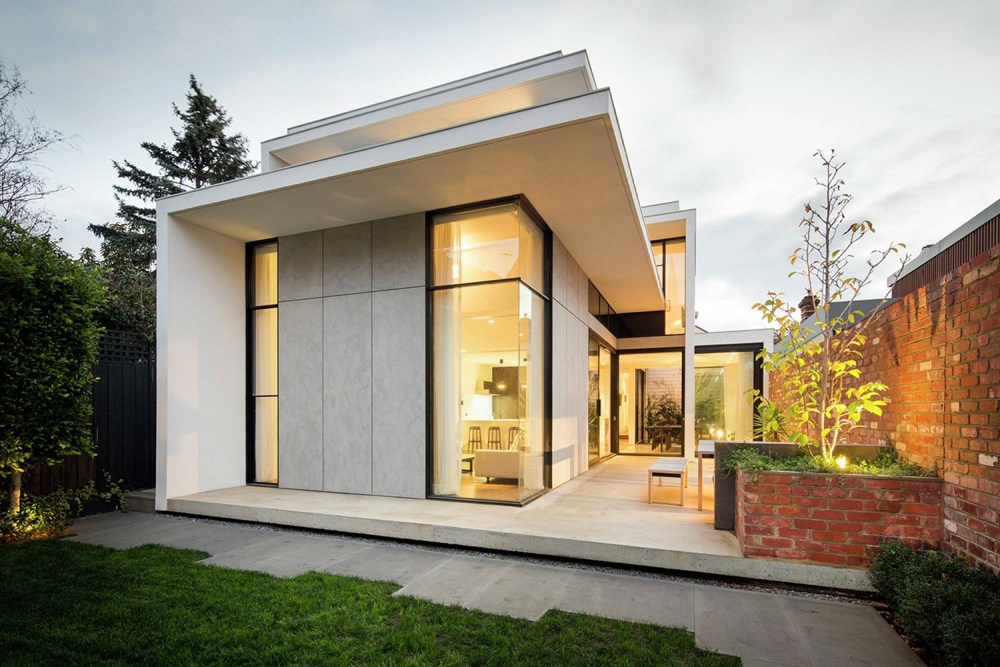 Дизайн частного дома снаружи: стили и выбор материала для отделки